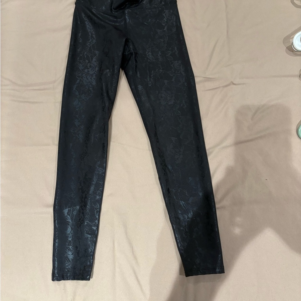 Heroine Sport Marvel Leggings in Onyx